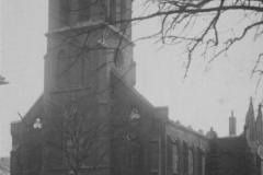 Der ausgebrannte Kirchturm der Kath. Kirche Moers 1929